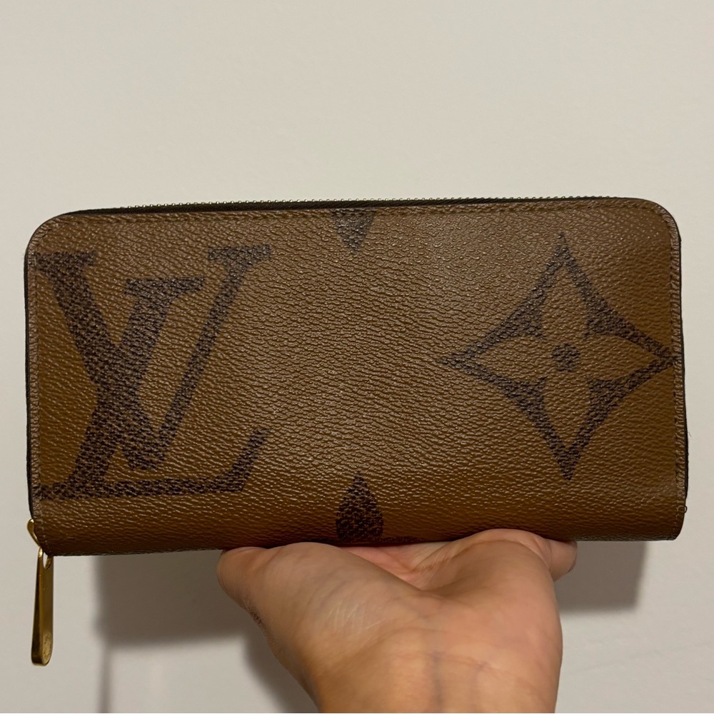 Authentic Louis Vuitton wallet